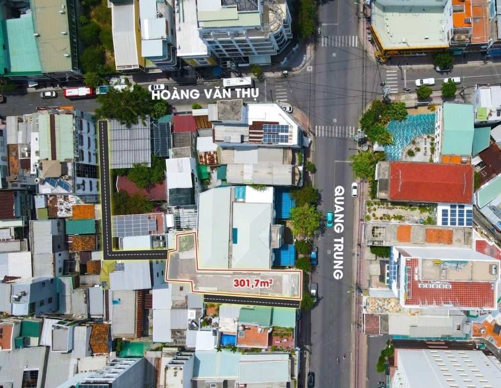 Bán nhà mặt tiền đường Quang Trung, trung tâm TP Nha Trang. Cách biển 650m2, kinh doanh tốt