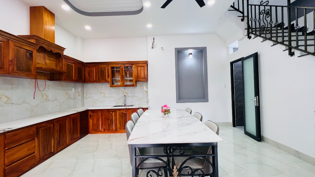 Bán nhà cấp 4 Ông Ích Khiêm, Quận 11 với diện tích 86, giá chỉ 7.3 tỷ