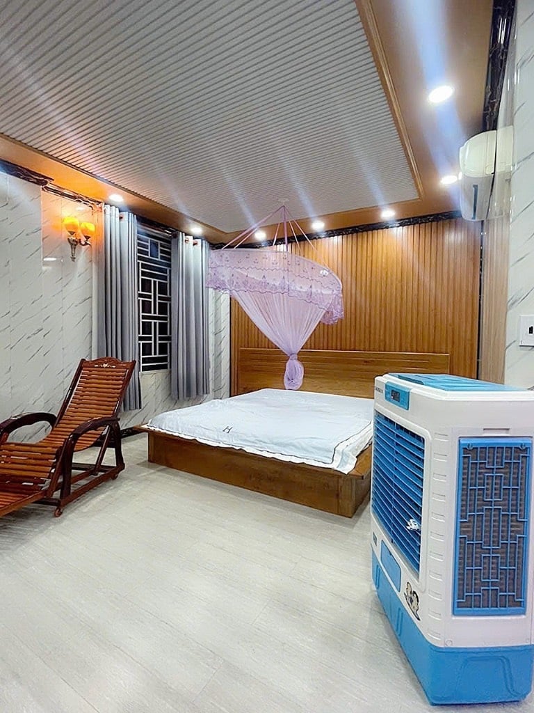 Cần bán gấp nhà Phan Đình Phùng, Phường 15, Phú Nhuận