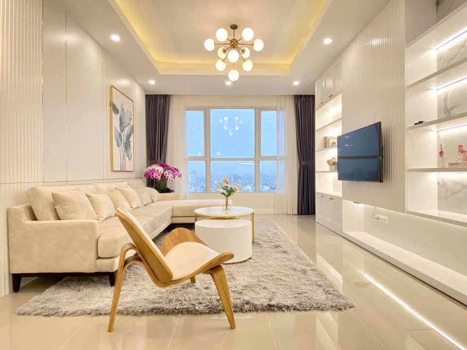 Cho thuê căn hộ Prince Residence 3pn3wc dt 150m2 full đồ đẹp 35tr ở ngay