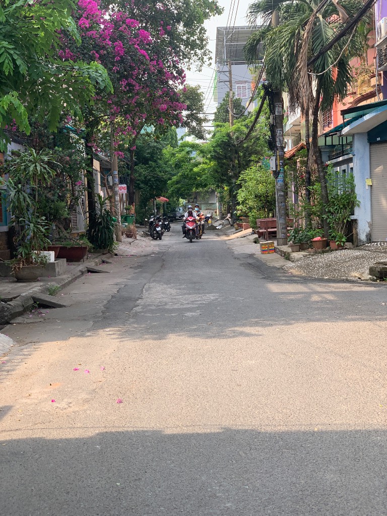 Bán Nhà Giáp Dương Thị Giang, Phường Tân Thới Nhất, Quận 12- Khu VIP Gần Cv Thuận Kiều 38. DT 8m x 22m