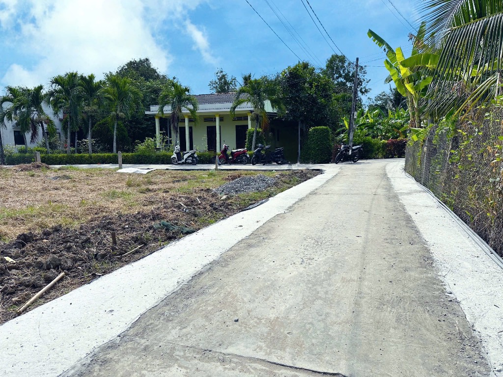 Ngay uỷ ban xã Quê Mỹ Thạnh - Đất đẹp