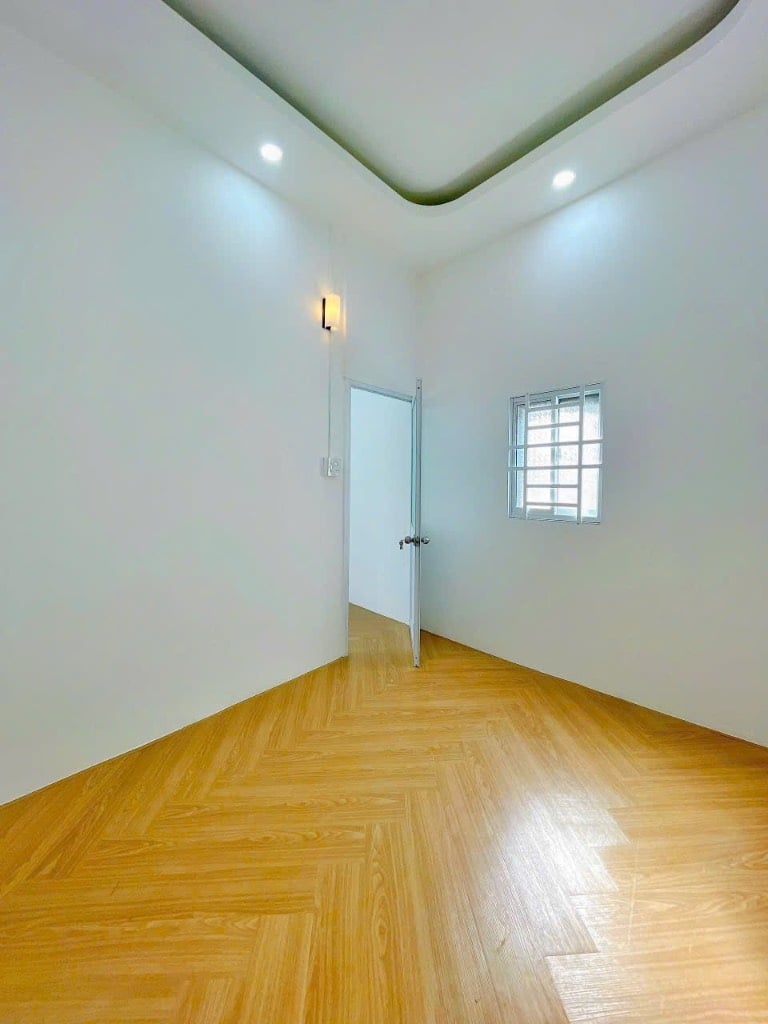 Bán nhà phân lô Tây Kết Bạch Đằng, vỉa hè rộng, ô tô tránh, 40m2, 4 tầng, giá 11 tỷ