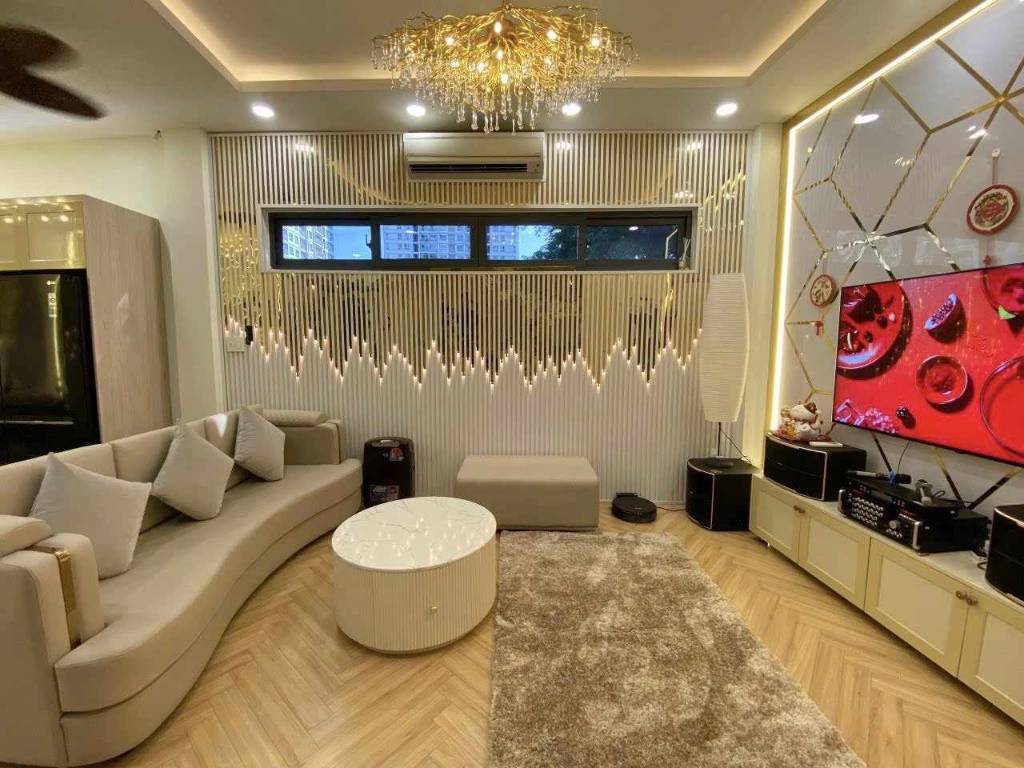 Siêu phẩm nhà đẹp, Tân Bình, khu Bàu Cát, 4 tầng btct, 48m2, giá chỉ 5.x tỷ, tn 16tr/th