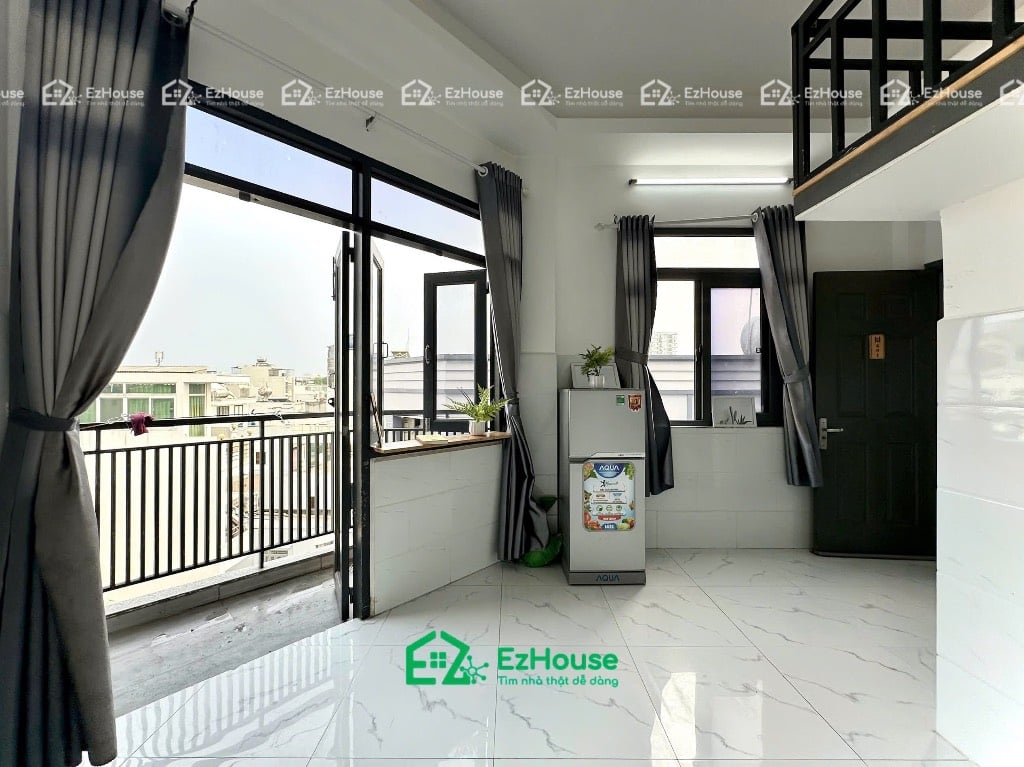 Duplex ban công ngay Aeon tân phú, Huit