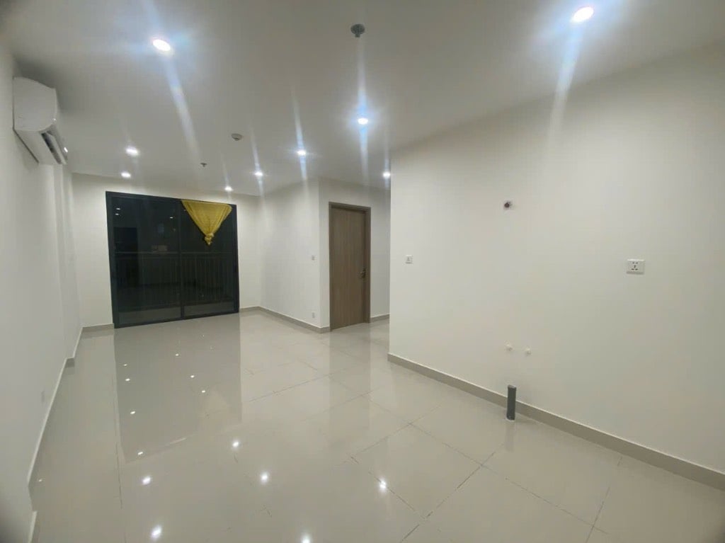 Cho thuê 2pn nhà trống 6tr Vin Quận 9