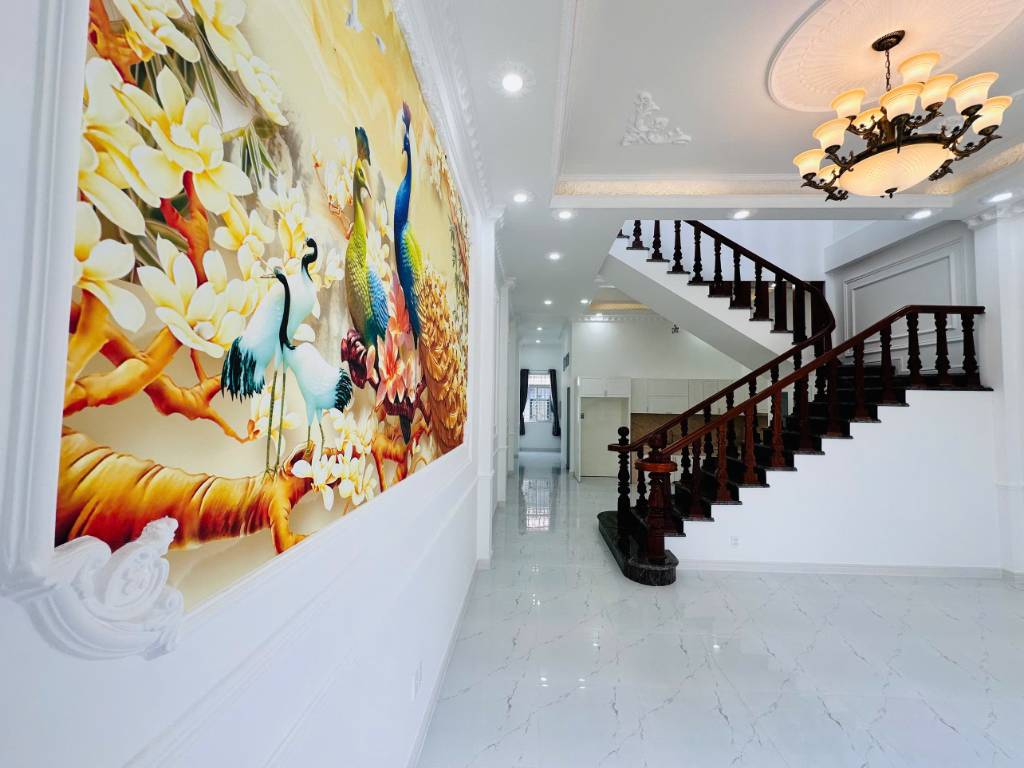 Bán nhà mặt phố Chùa Quỳnh Quận Hai Bà Trưng diện tích 83.4m2 giá 21 tỷ