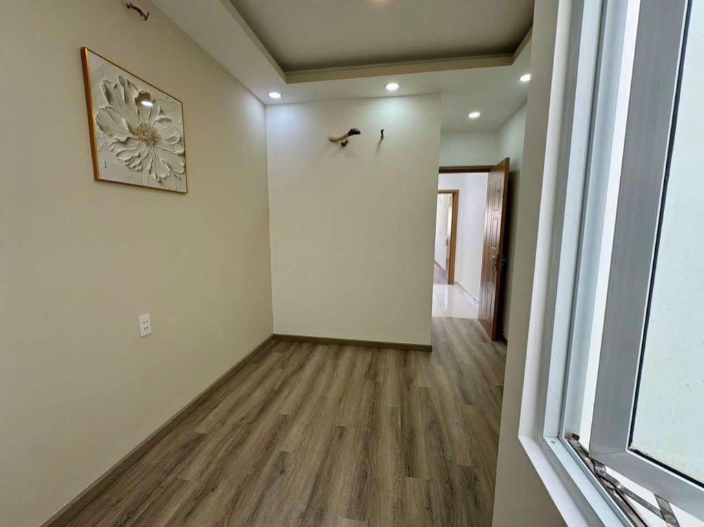 Bán nhà đất Phùng Chí Kiên Cầu Giấy 65m2 ôtô tránh, 2 thoáng trước sau phân lô cán bộ giá chỉ 21 tỷ