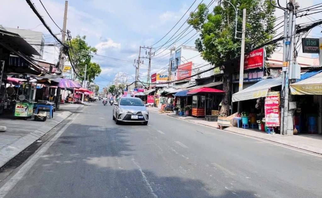 Cực hiếm chỉ 900 triệu có ngay lô 100m2 ngay mặt tiền đường 60m kết nối về sân bay Long Thành