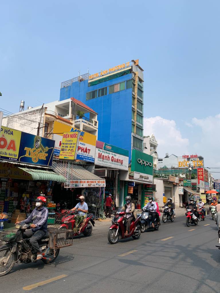 Trung Hòa - mặt phố phân lô 69m2 * 5 tầng, vỉa hè kd đỉnh ô tô đỗ - 31 tỷ