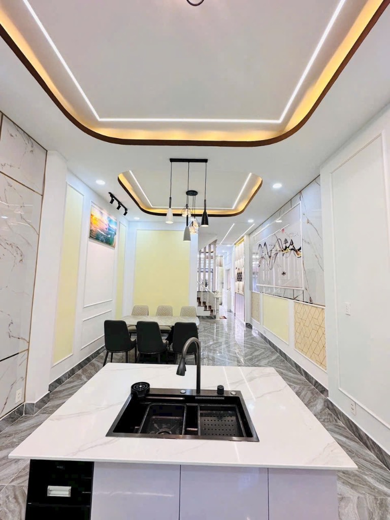Bán nhà phố Hàng Than, Ba Đình Hà Nội vị trí đẹp, Diện tích  78m2, mặt tiền 5,1m, giá 29,5 tỷ