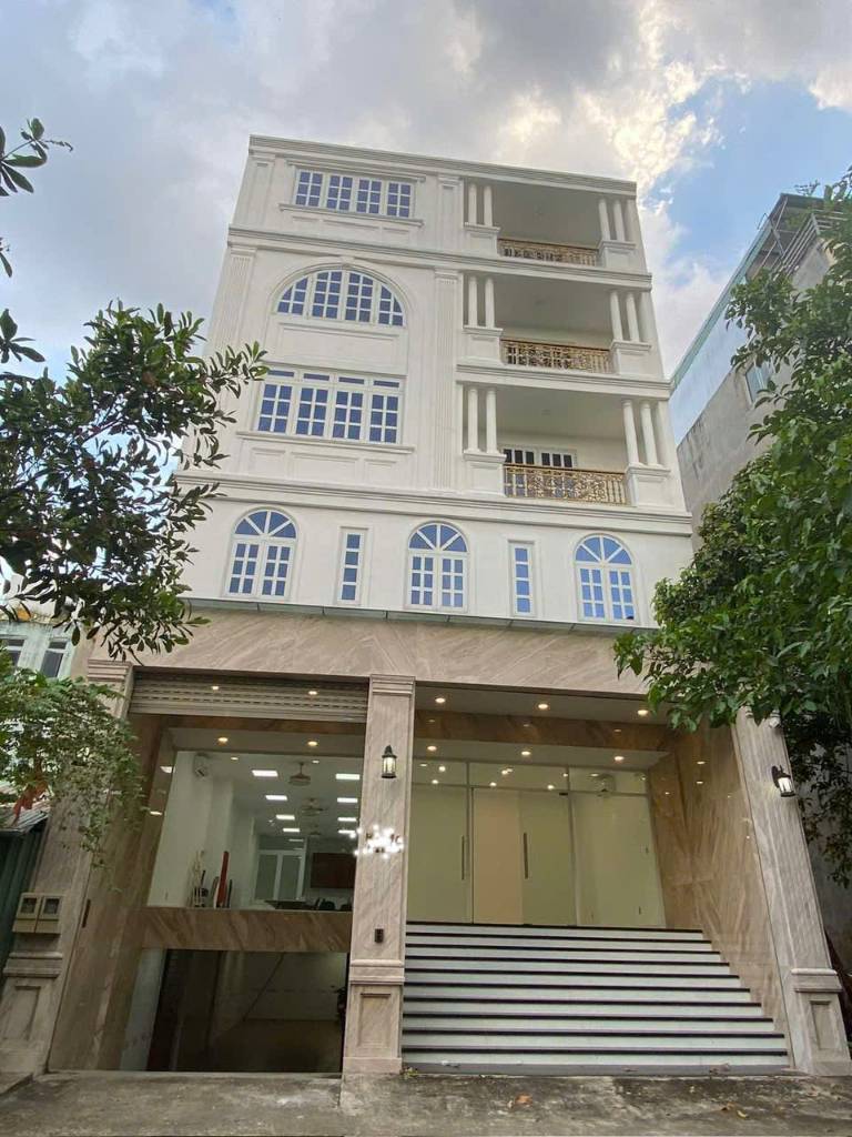Cho thuê nhà mặt tiền kinh doanh 91 Lê Thánh Tôn, Phường Bến Nghé, Quận 1, 360m², 5 tầng chỉ 140 triệu 1 tháng