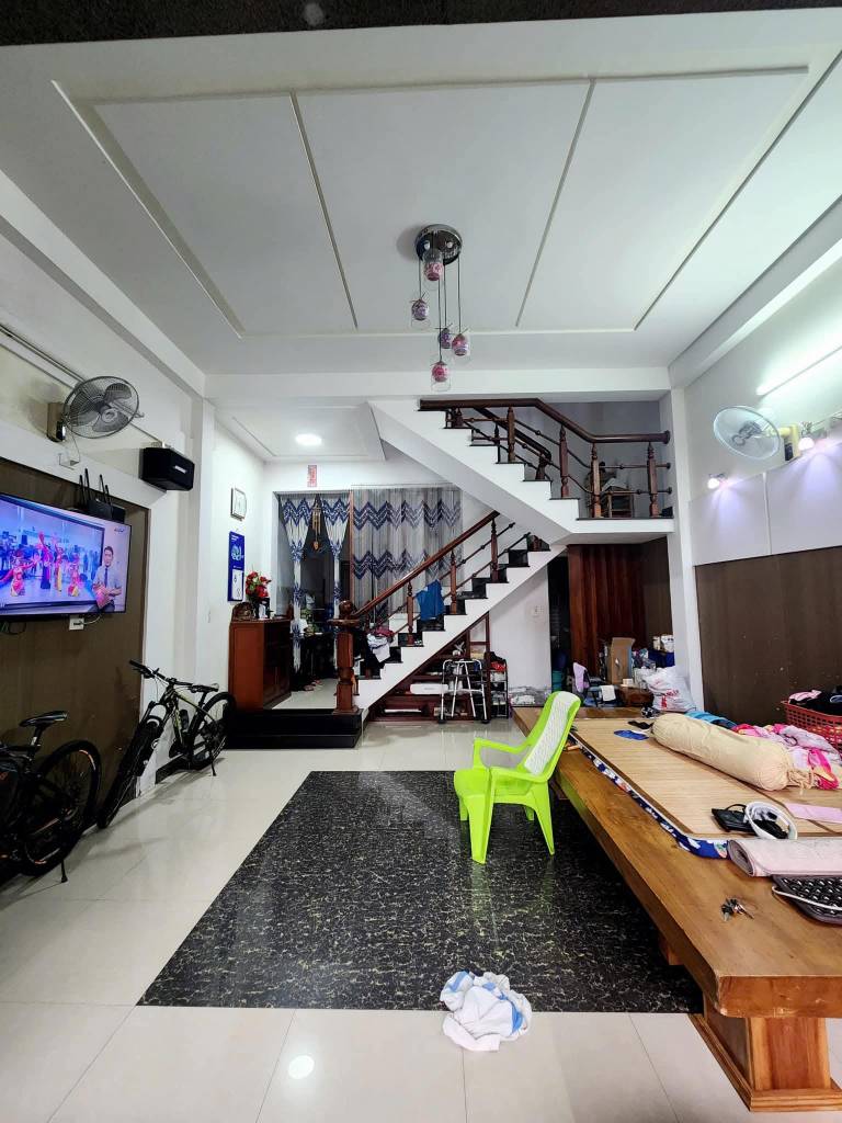 Bán Nhà Riêng 91m2 Lê Thánh Tôn, Quy Nhơn - Sổ hồng, Giá chỉ 7.1 tỷ