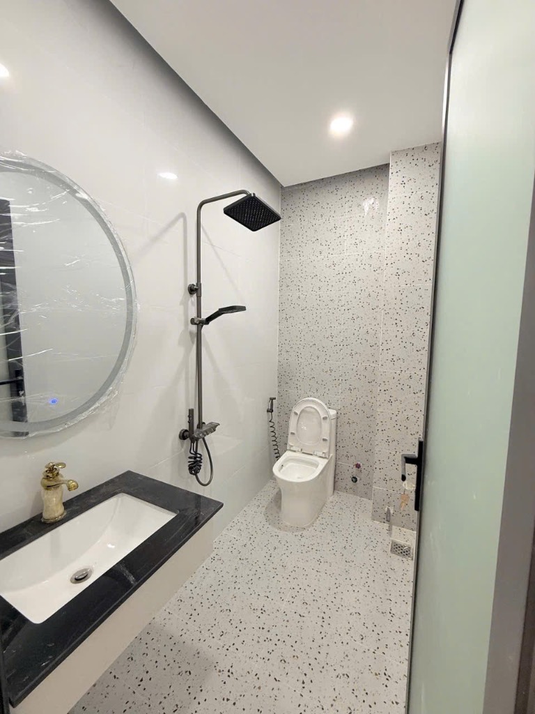 Chính chủ bán nhà lô góc mặt phố, Trần Phú, Hàng Bông, Hoàn Kiếm, Hà Nội 60m2x6 tầng thang máy