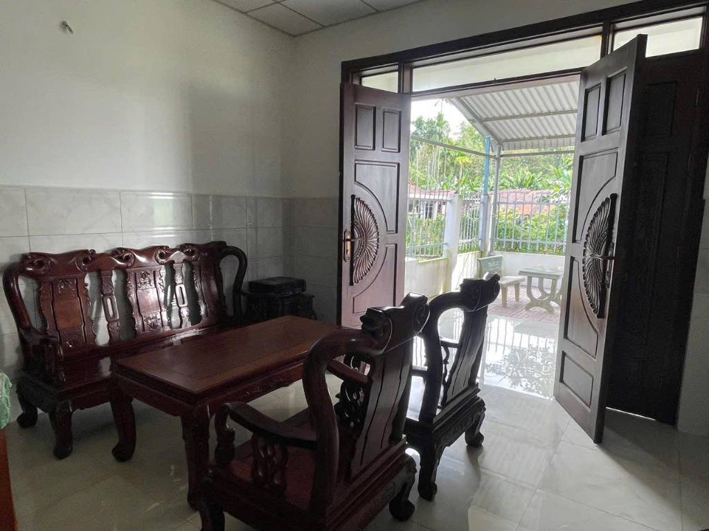 "Bán nhà phố 80.2m² tại Tổ 16 Thạch Bàn, Long Biê, giá 180 triệu/m2