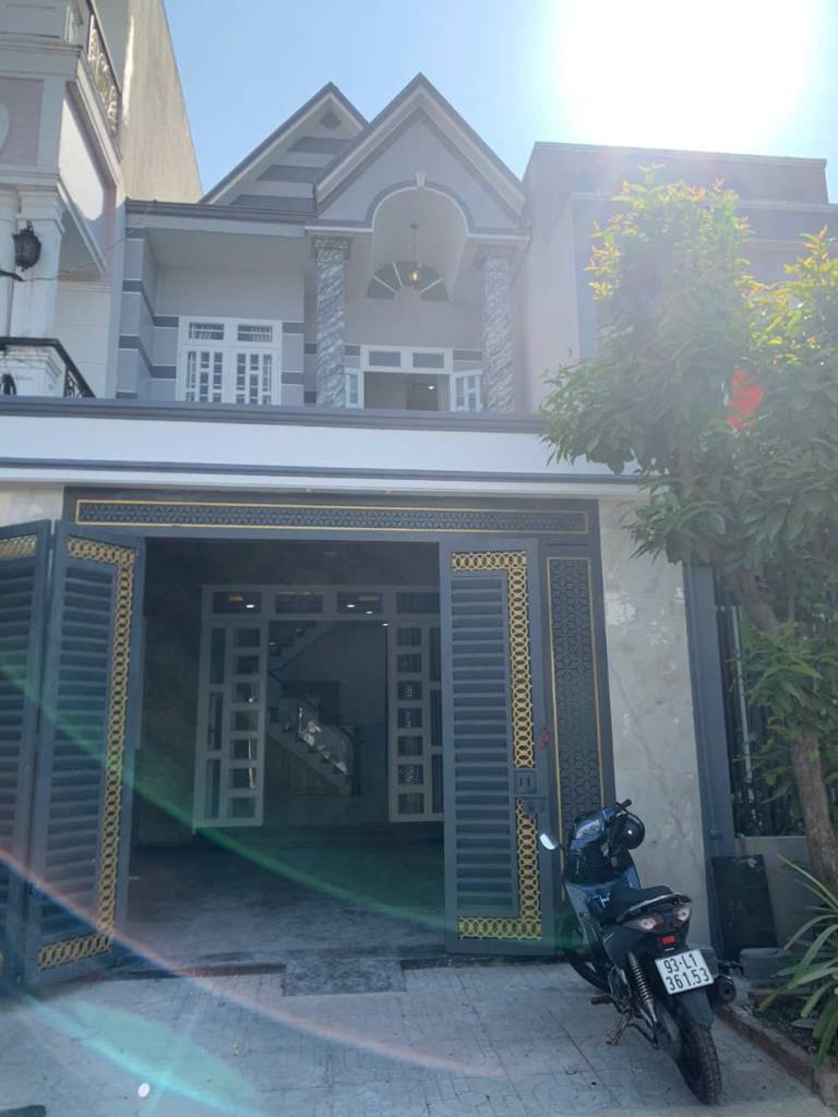 Cần bán nhà riêng 92m2 tại Xã Mỹ Hạnh Nam, Huyện Đức Hòa, Long An giá 2.25 tỷ VNĐ
