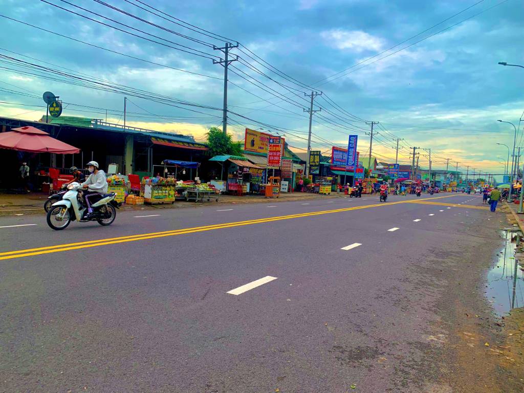 Bán đất tại thôn Hoàng Long, xã Đặng Xá, đường 2 ô tô tải tránh nhau