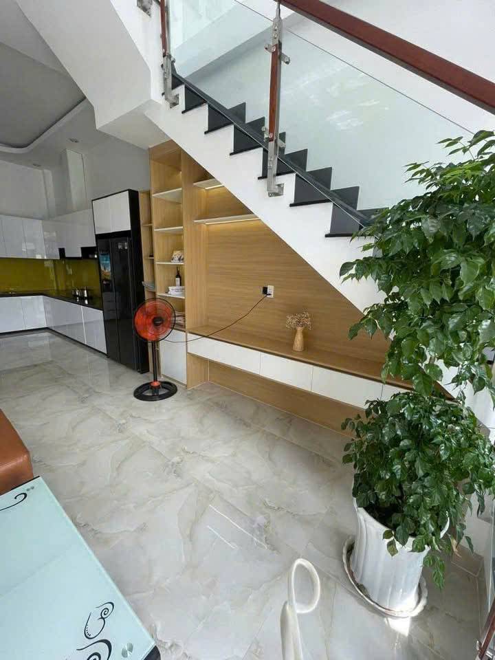 Bán Nhà Liền Kề Phú Mỹ Hưng - Nguyễn Thị Thập, Quận 7, 76m2