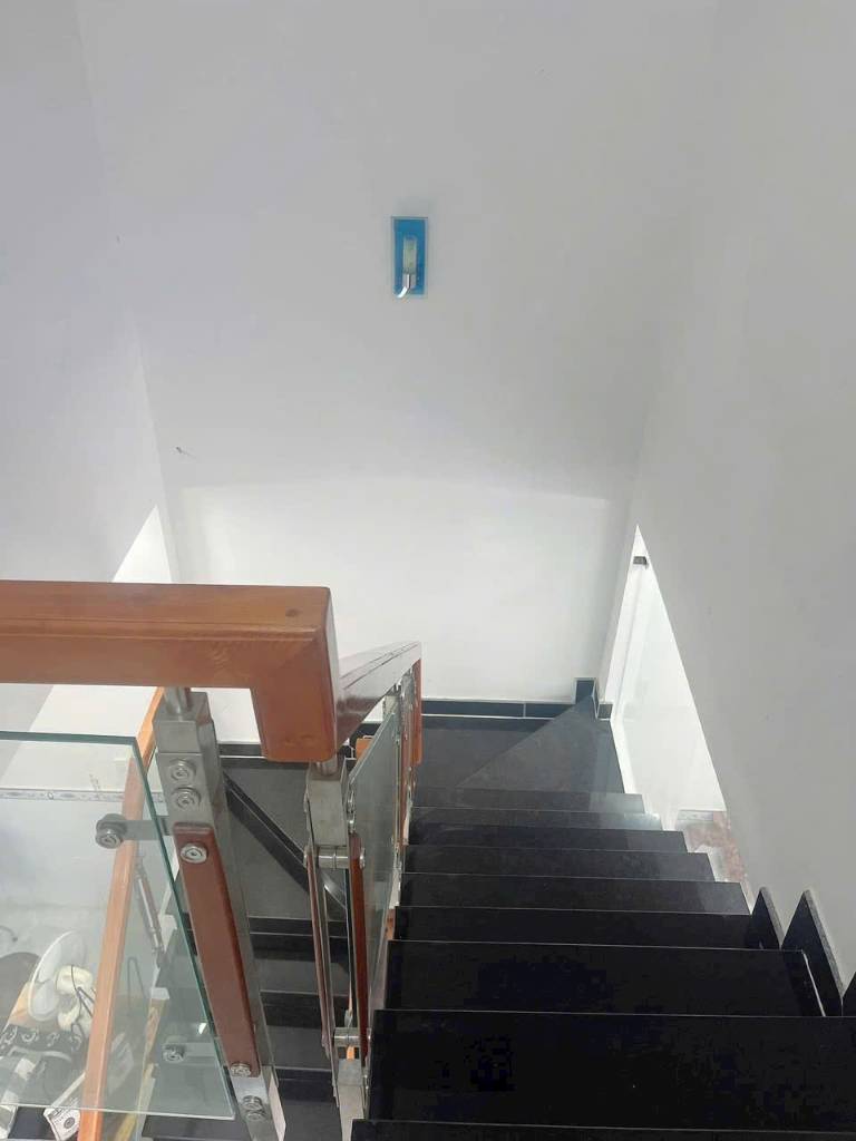 Bán CCMN Cầu Giấy 82m2 x 5.4m x 7T x 21PKK, dòng tiền 90tr/tháng, quản lý cực nhàn, luôn full phòng