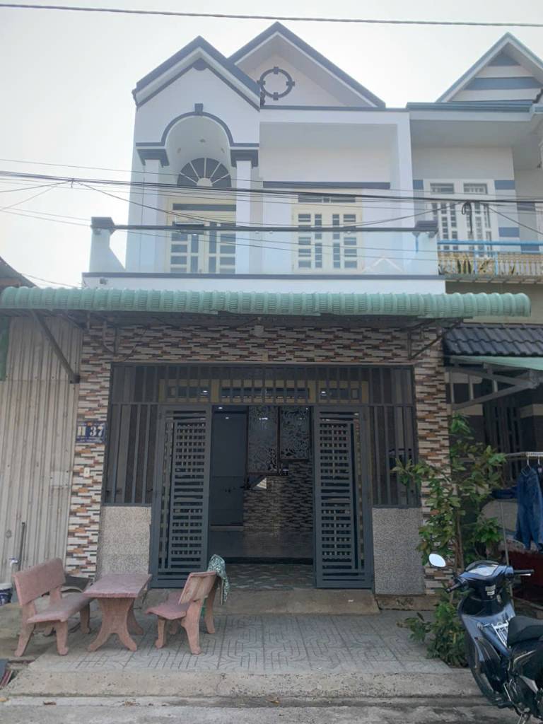 Cần bán nhà riêng 75m2 tại Xã Mỹ Hạnh Nam, Đức Hòa, Long An - giá 2 tỷ vnd