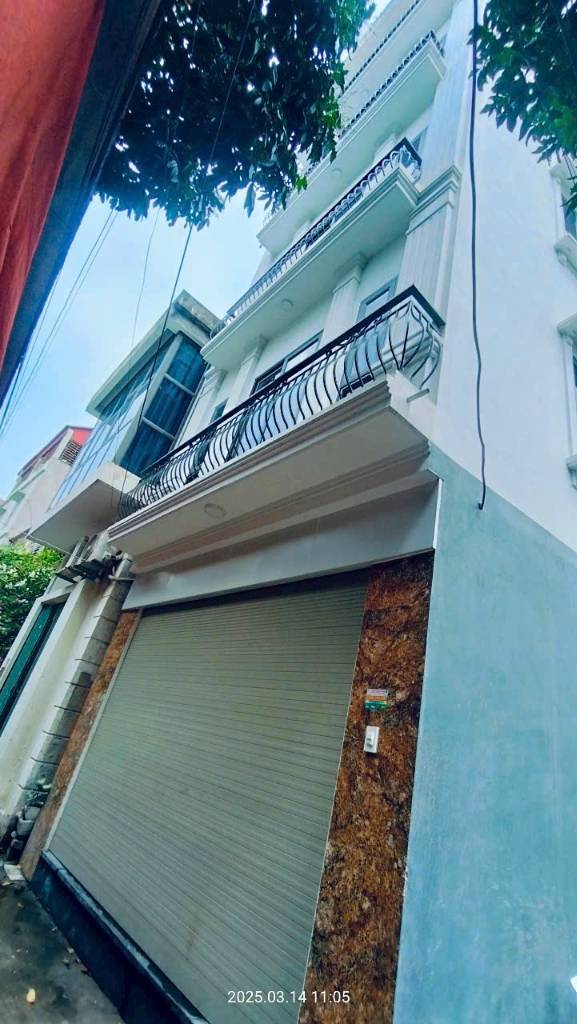 Bán nhà trung tâm Tây Hồ 93m2, 5 tầng, 7m mặt tiền - gara ô tô - thoáng sáng - an sinh đỉnh - chỉ 24 tỷ
