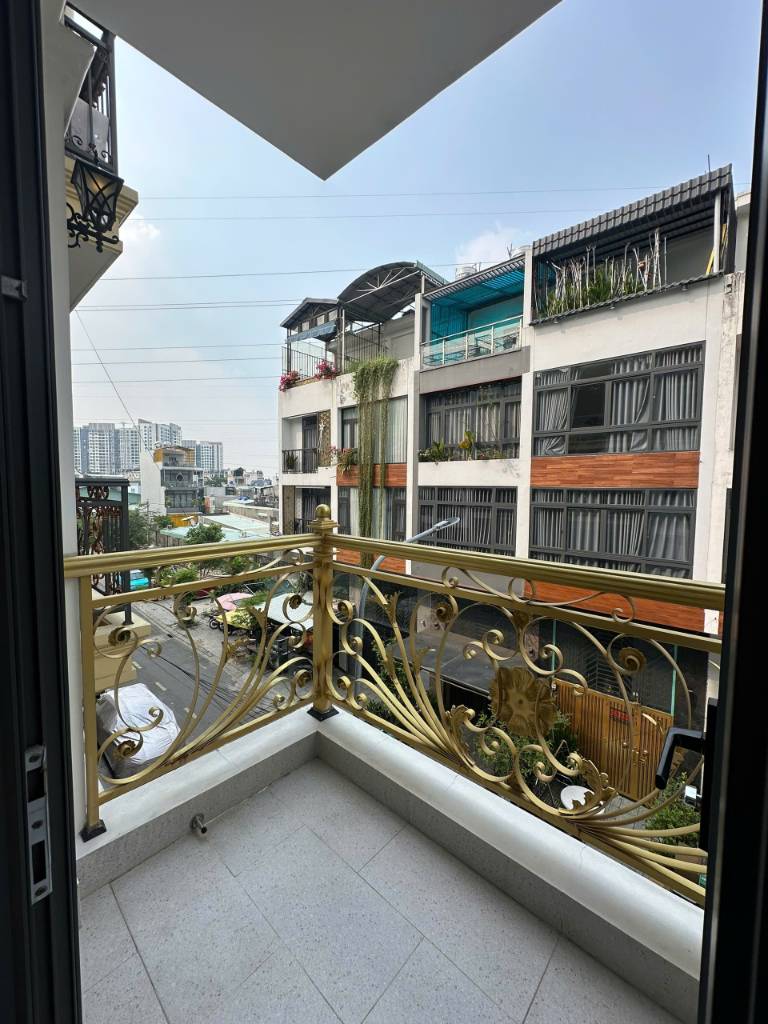Bán nhà phố Tô Vĩnh Diện, phân lô vip, ô tô lùi cửa, 65m2, 4 tầng, 2 mặt thoáng, sổ nở hậu, giá 13,45 tỷ