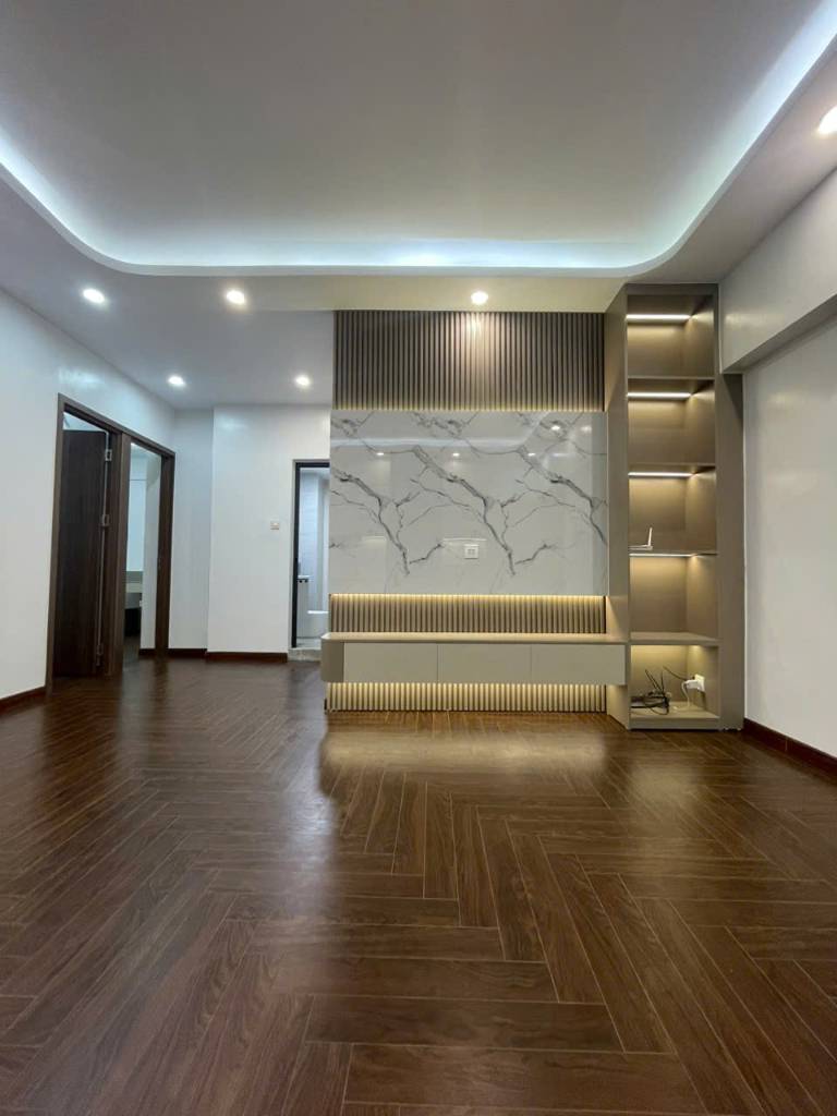 Bán căn hộ tòa 17T10 Nguyễn Thị Định, 75m2, 3pn 2vs, giá 4.95 tỷ, tầng trung, hướng mát