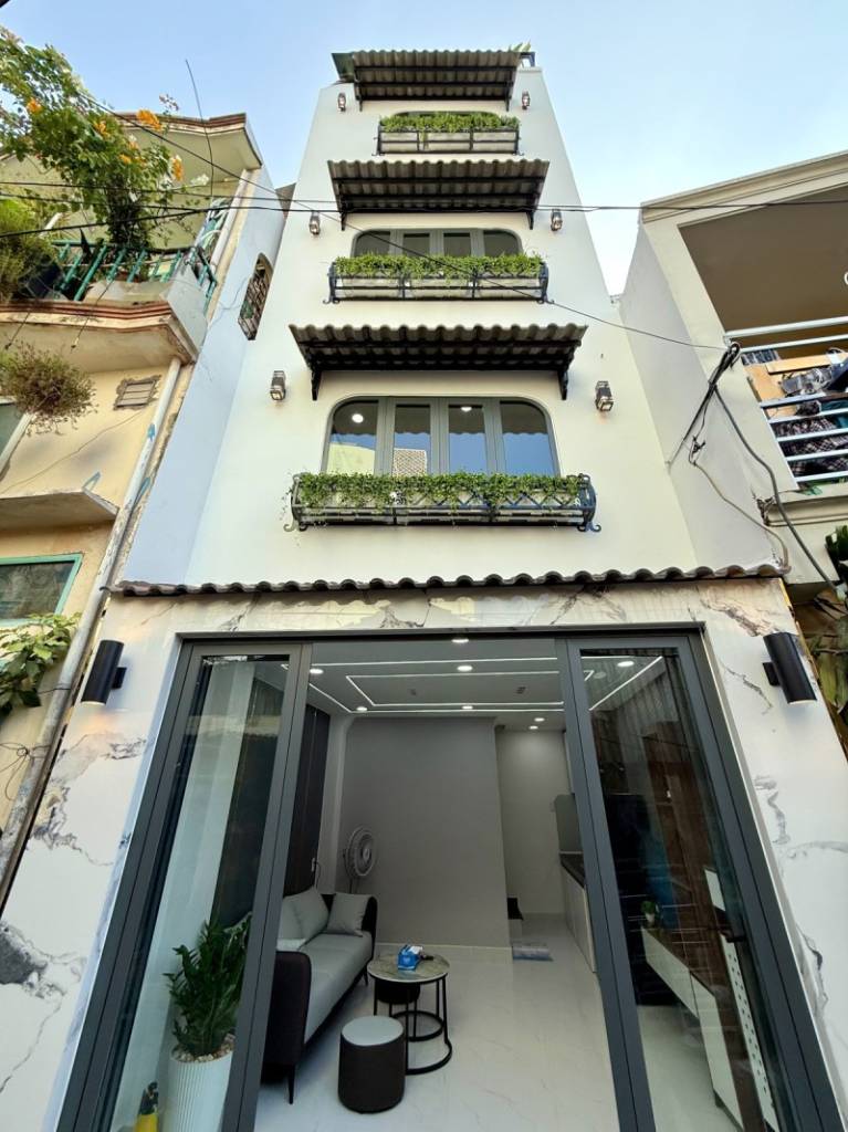 Bán nhà Q3, Điện Biên Phủ - 65m2 - 5 tầng BTCT - đang cho thuê 30 tr/tháng - 6 tỷ 9 (TL)