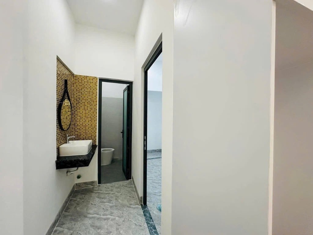 Bán nhà 4 tầng góc 2 mặt tiền, phường Thạnh Mỹ Lợi, Quận 2, diện tích 116m² giá 13.8 tỷ