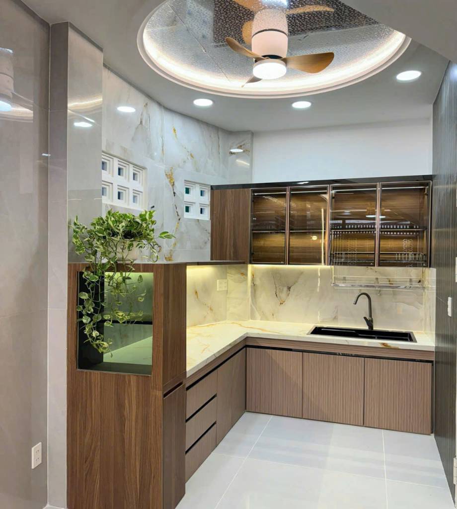 Bán nhà 5 tầng đường Nguyễn Trãi, quận Thanh Xuân, sát Royal City, ngã tư sở với diện tích 54m2
