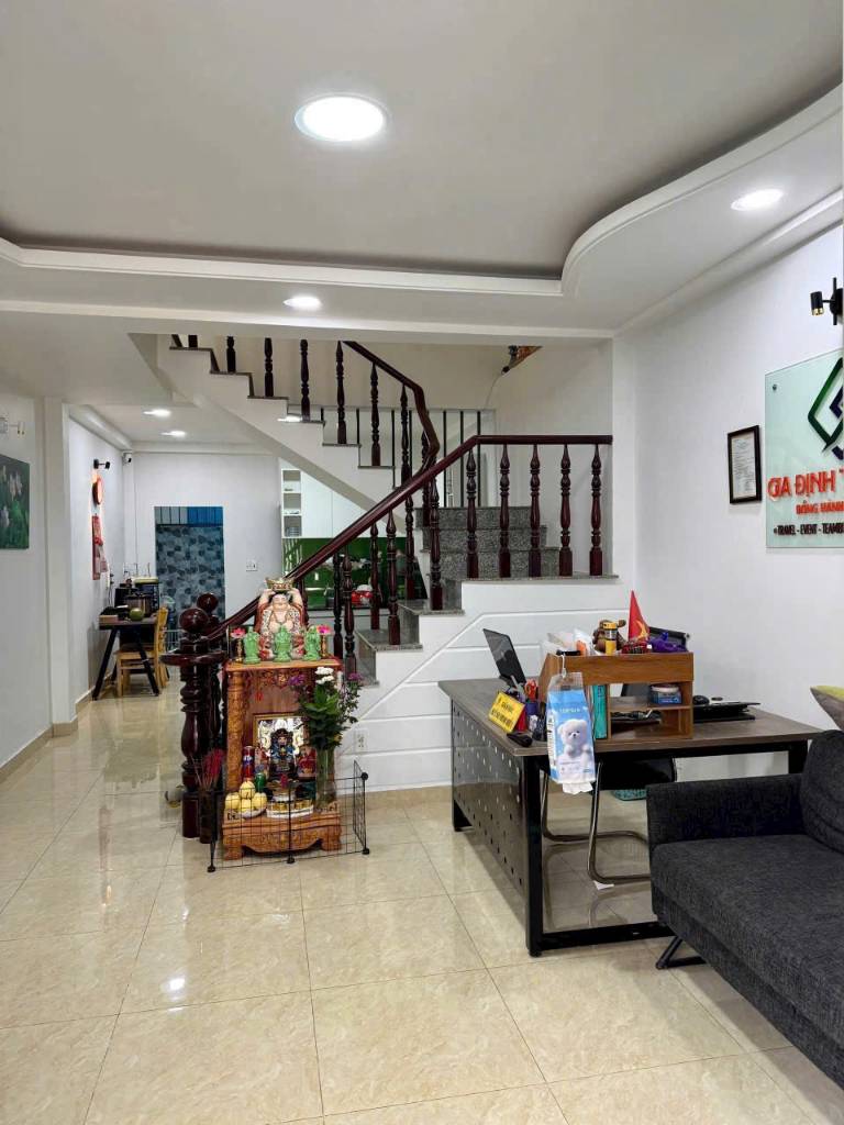 Bán gấp nhà trung tâm quận 9, chỉ 4.45 tỷ, gần Lê Văn Việt, khu Kiết Thiết, thành phố Thủ Đức