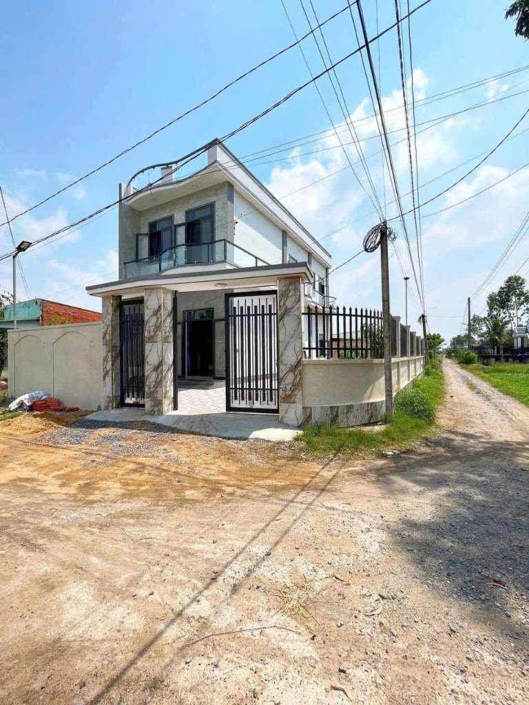Bán Nhà Riêng 206 m2 Xã Mỹ Hạnh Bắc, Đức Hòa, Long An Giá Chỉ 3.2 Tỷ VND