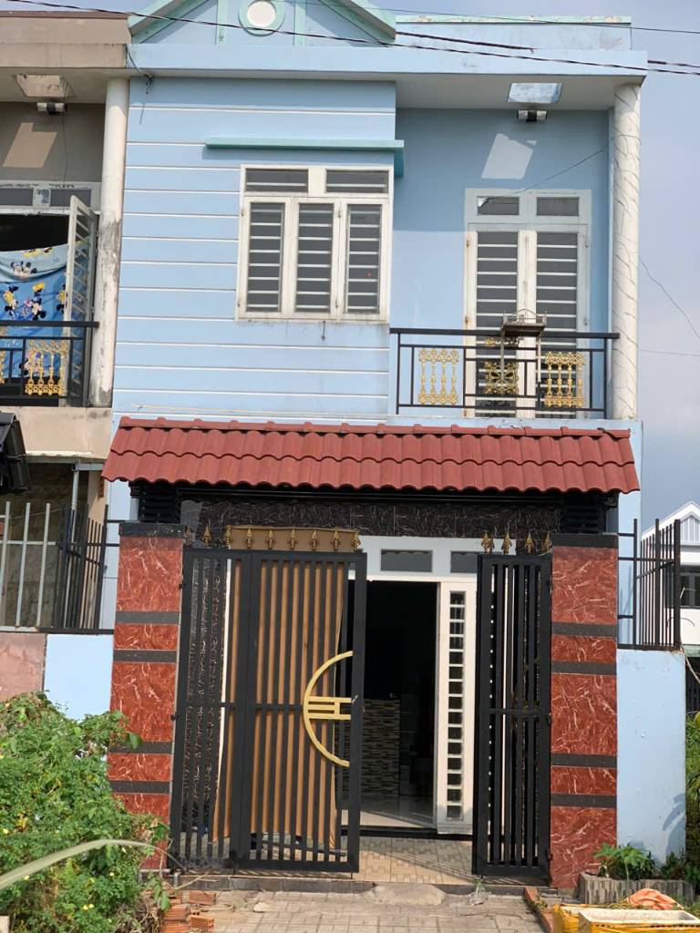 Cần bán nhà riêng 70m2 tại Mỹ Hạnh Nam, Đức Hòa, Long An giá hấp dẫn 1.75 tỷ VNĐ