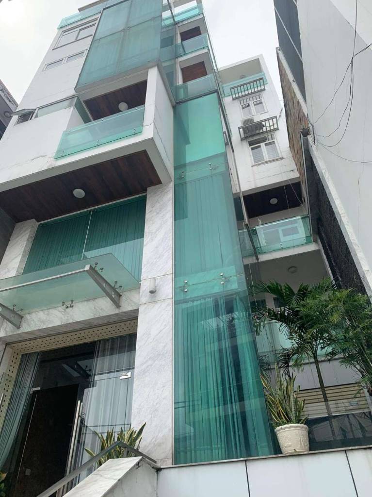Bán toà nhà Phan Đăng Lưu, Phú Nhuận, 7 tầng, full nội thất, 14 phòng ngủ, giá 36 tỷ