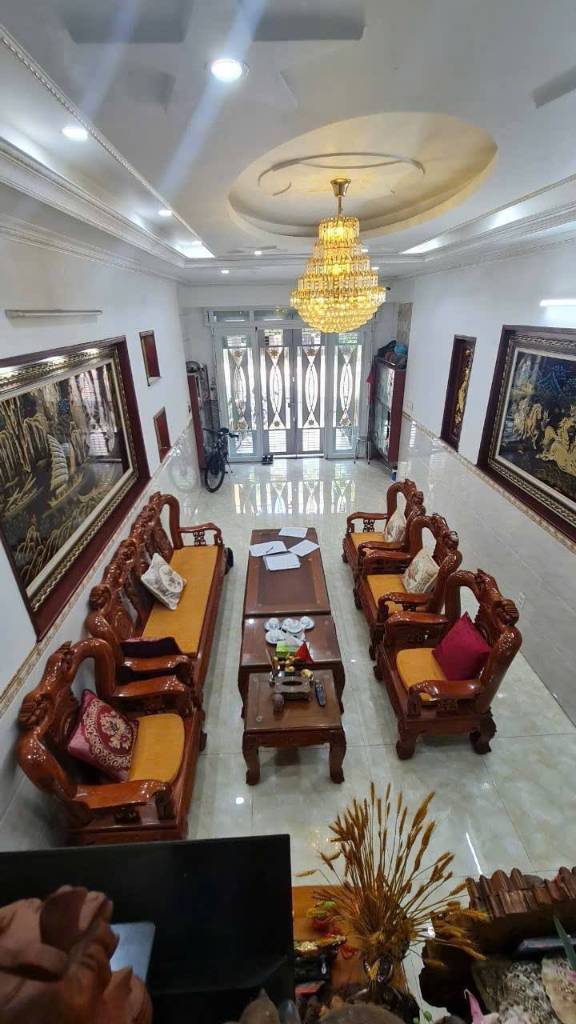 Bán tòa nhà building mặt phố Bạch Mai, Hai Bà Trưng, 200m2 x 9 tầng, giá 130 tỷ