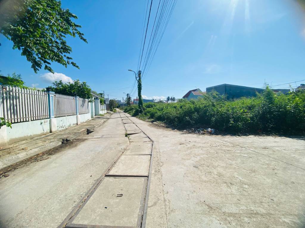 Bán đất lô góc khu Tái Định Cư Bầu Giáo , Thị trấn Diên Khánh, tỉnh Khánh Hòa với diện tích 132m2, giả 1.78 tỷ