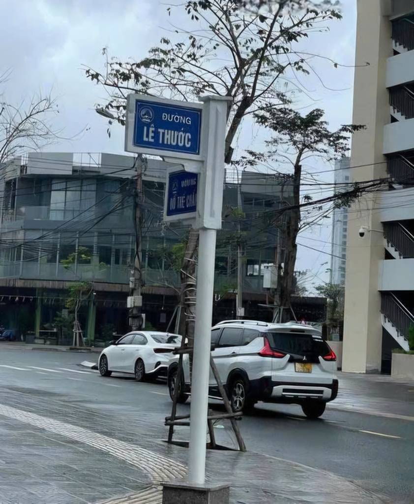 Cần bán lô đất 2 mặt tiền trước sau Lê Thước ( GẦN BIỂN PHẠM VĂN ĐỒNG )