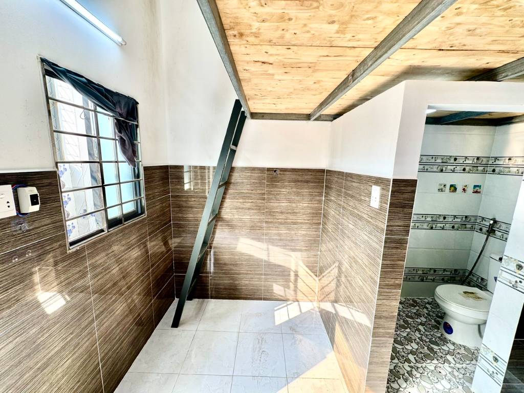 Phòng trọ đẹp có gác, toilet riêng, gần Đào Duy Anh, trung tâm Phú Nhuận, chỉ 2,8 triệu/tháng