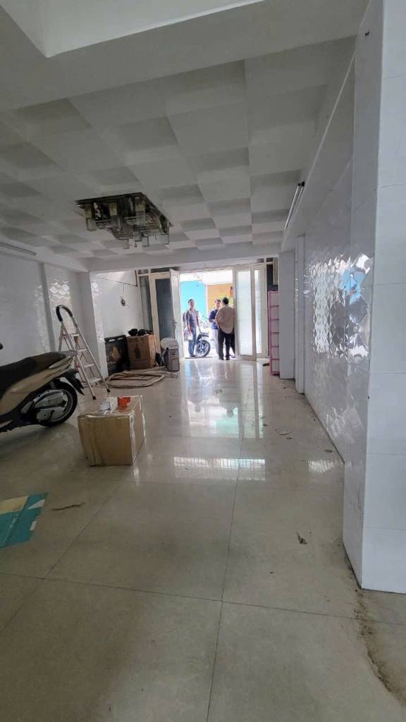 Cho thuê nhà nguyên căn hẻm xe tải Bình Thới, phường 11, Quận 11, giá rẻ