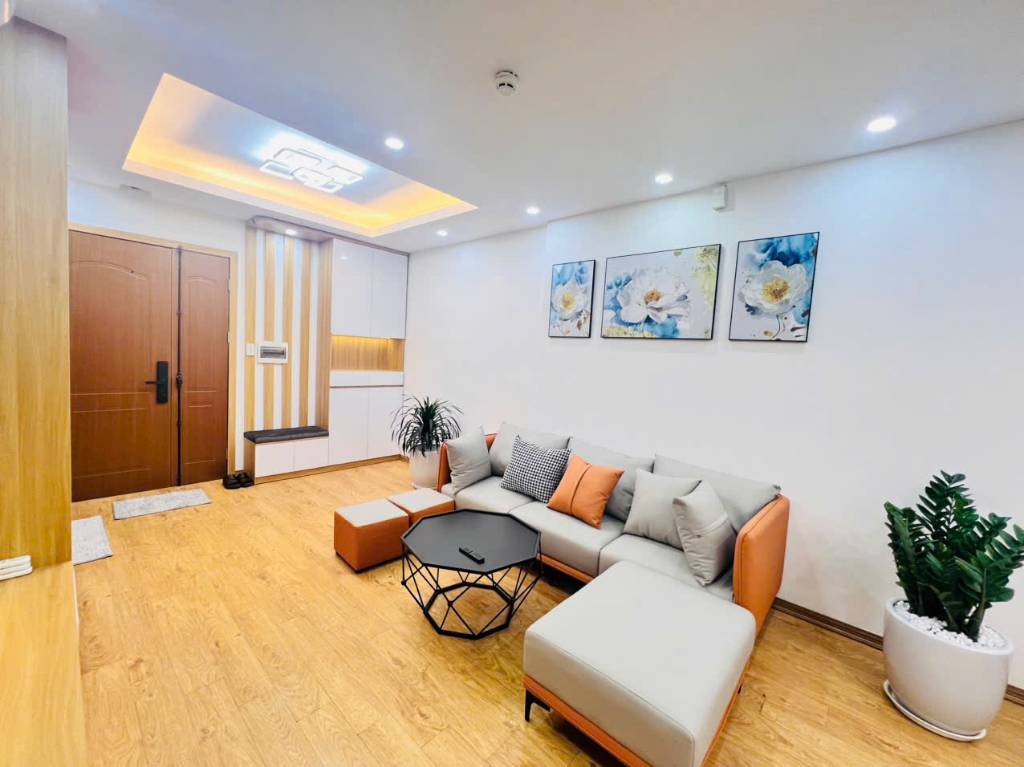 Bán căn hộ A14 Nam Trung Yên 65m2, 2pn, 2vs, 4.5 tỷ hướng mát, full nội thất