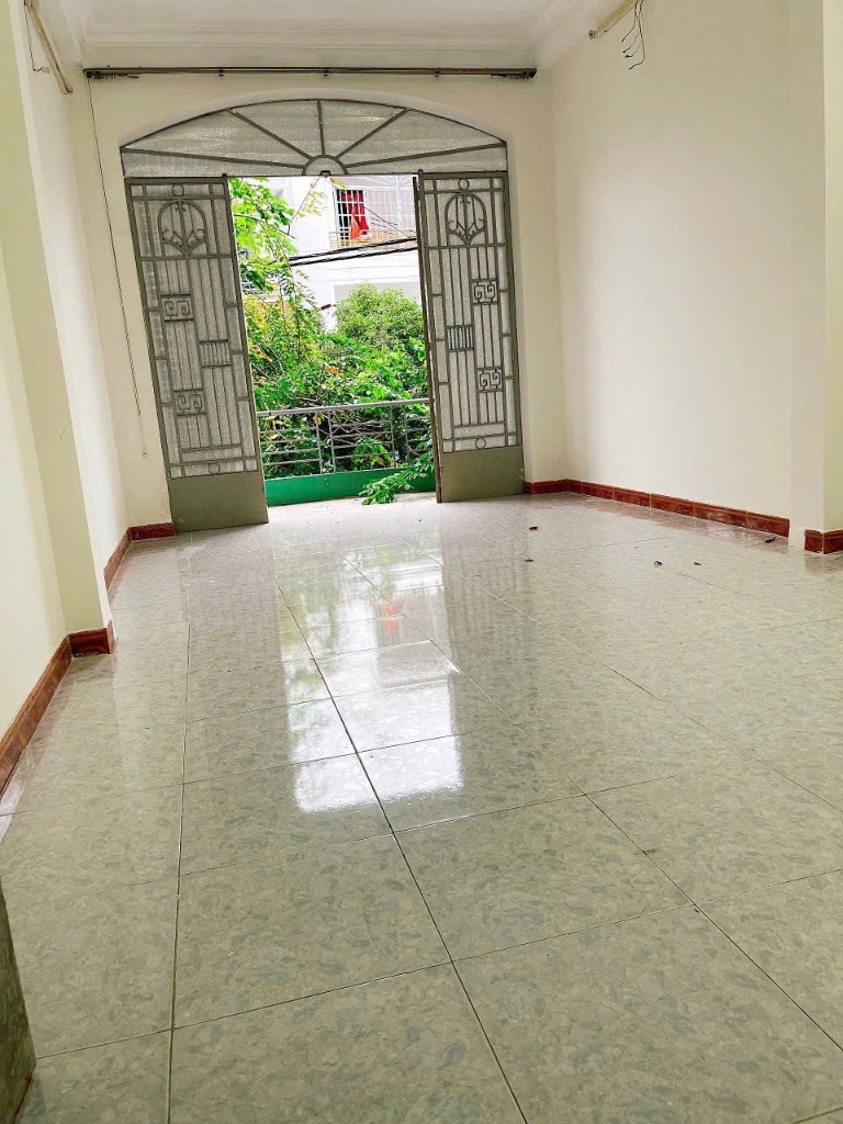 Bán nhanh nhà cấp 4 Lê Hồng Phong Phước Hòa, Nha Trang giá 70 triệu/m2