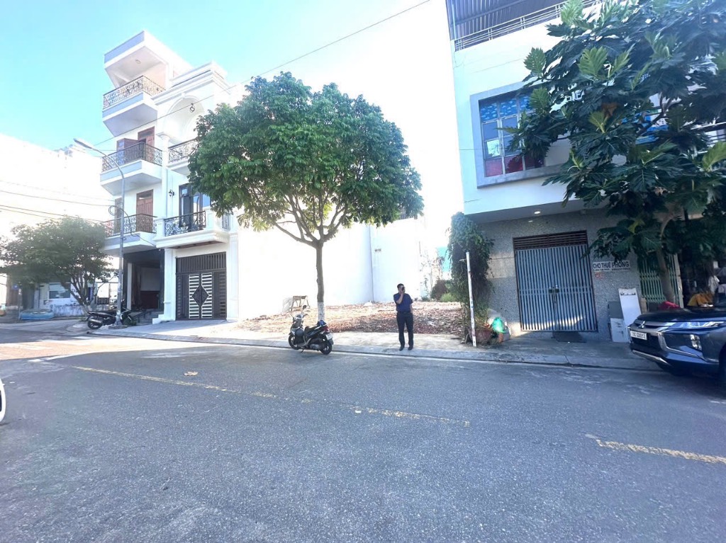 Bán lô TDC Hòn Rớ 2, đường nhựa 13,5m2 Ngang 10m cực đẹp