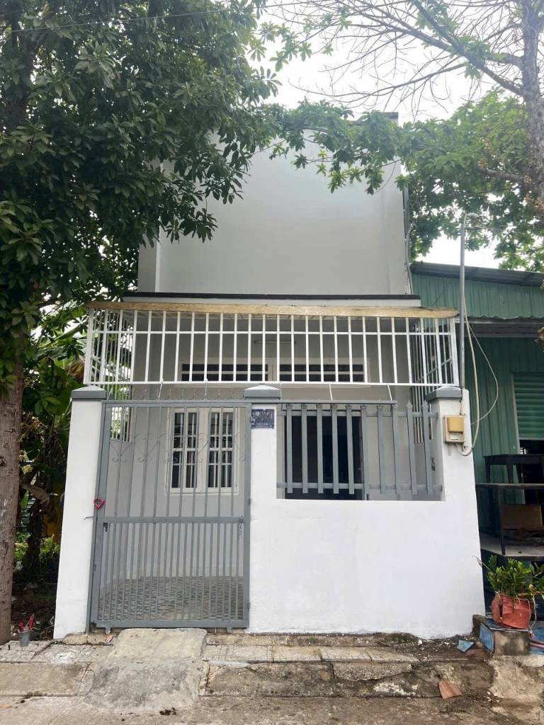 thuviennhadat.vn