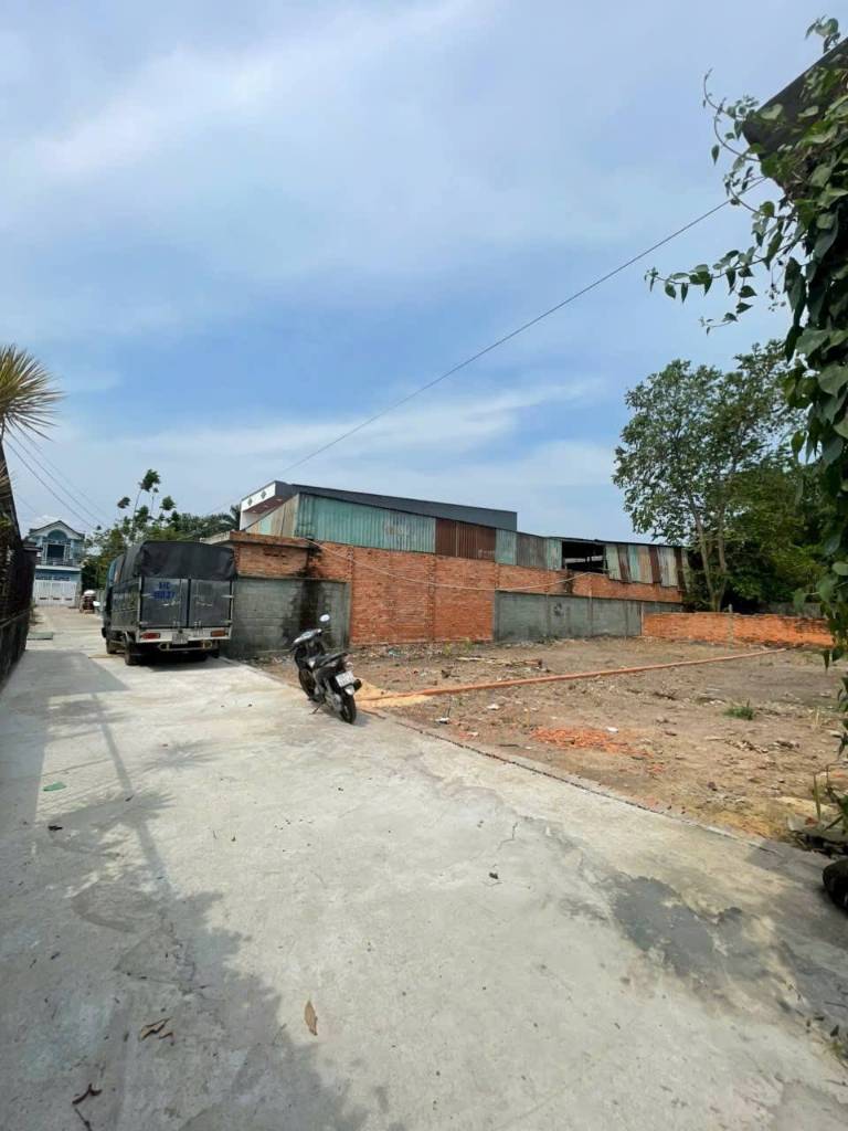 thuviennhadat.vn