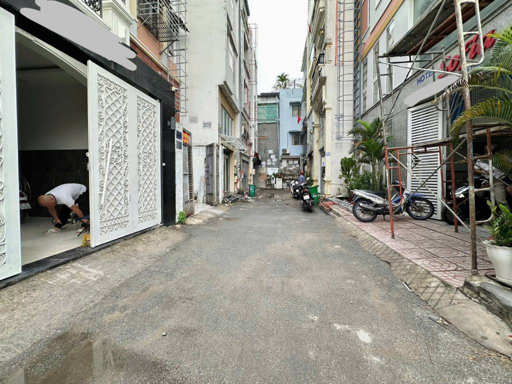Bán căn hộ Phạm Văn Đồng, Bình Thạnh, 6 tầng, 70m², 13 phòng full cho thuê, giá 12.99 tỷ