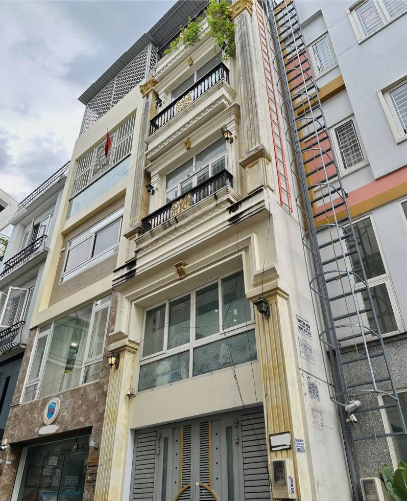 Bán căn hộ Phạm Văn Đồng, Bình Thạnh, 6 tầng, 70m², 13 phòng full cho thuê, giá 12.99 tỷ