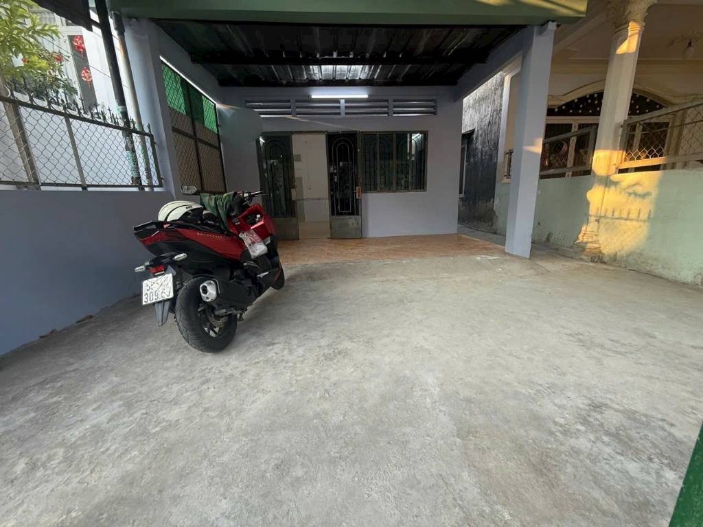 Cho thuê nhà đường 494 P. Tăng Nhơn Phú A gần Lê Văn Việt Q.9