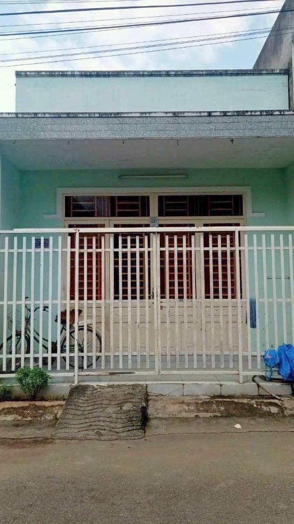 Bán nhà SHR Q9 chỉ 2ty750 sổ sẵn sang tên ngay
