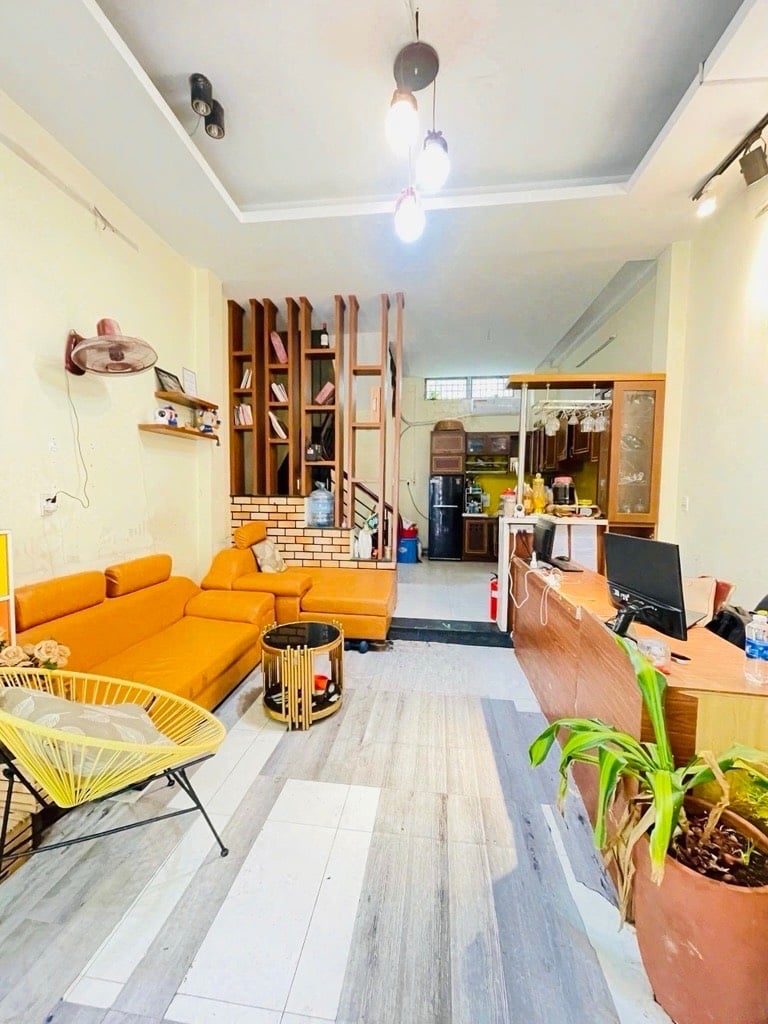 Bán nhà hẻm xe hơi thông Phan Huy Ích, gần Emart Gò Vấp – Dòng tiền 13 triệu/tháng – Giá chỉ nhỉnh 5 tỷ
