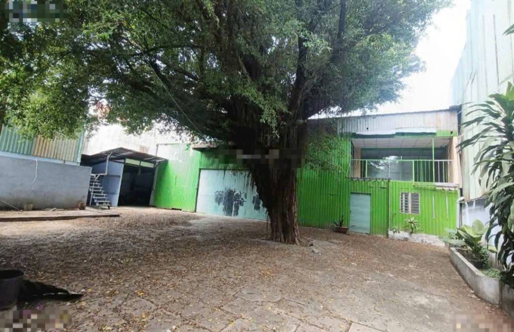 Chủ gửi cho thuê đất mặt tiền đường Lê Văn Thịnh Quận 2 có 200m2 nhà + 1 lững 3 phòng, 200m2 là đất